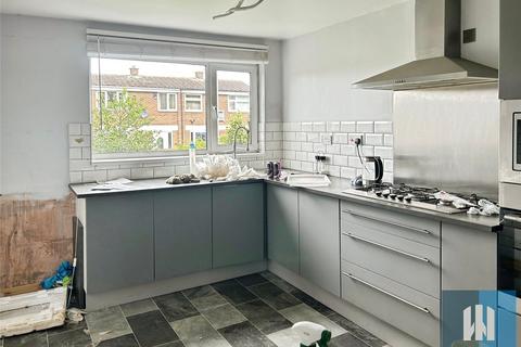 4 bedroom semi-detached house for sale, Carleton Glen, Pontefract, West Yorkshire, WF8