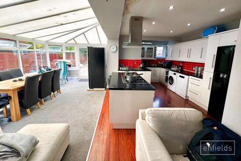 undefined, Southampton SO16