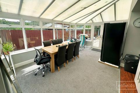 undefined, Southampton SO16