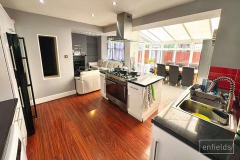 undefined, Southampton SO16