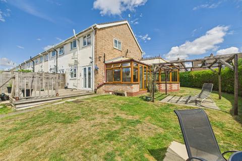 3 bedroom end of terrace house for sale, Hawkwood Crescent, Worcester, Worcestershire, WR2