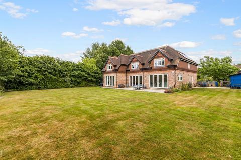 undefined, Forest Road, Hayley Green