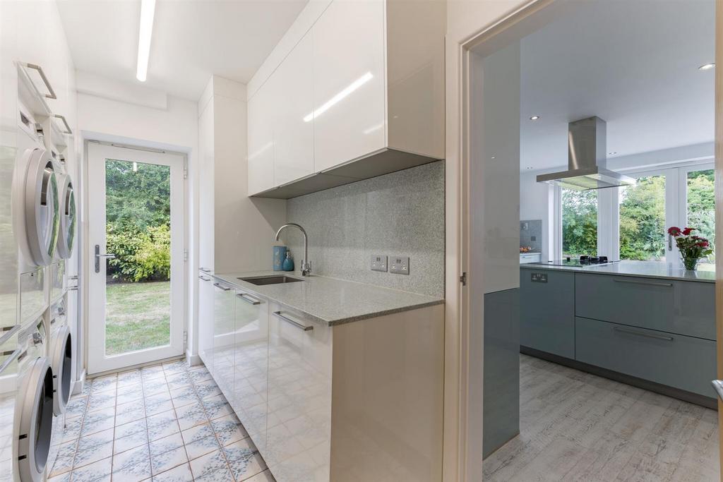 94193 Sunnyside-Forest-Road (14) low.jpg