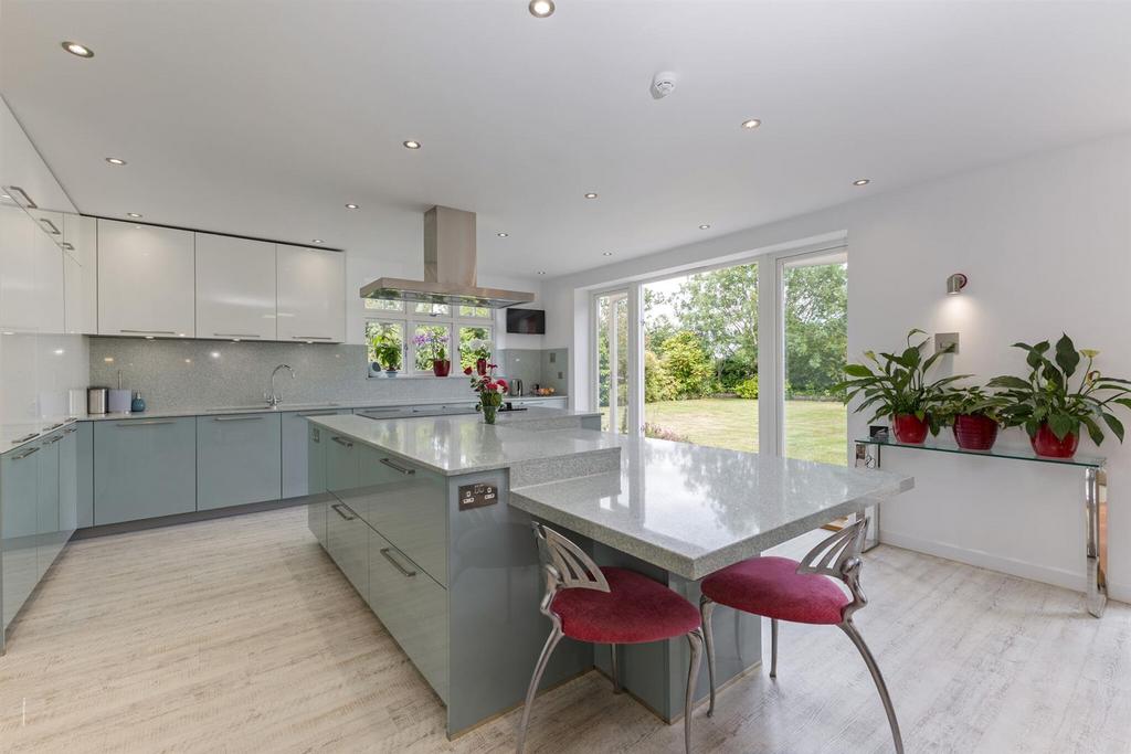 94193 Sunnyside-Forest-Road (13) low.jpg