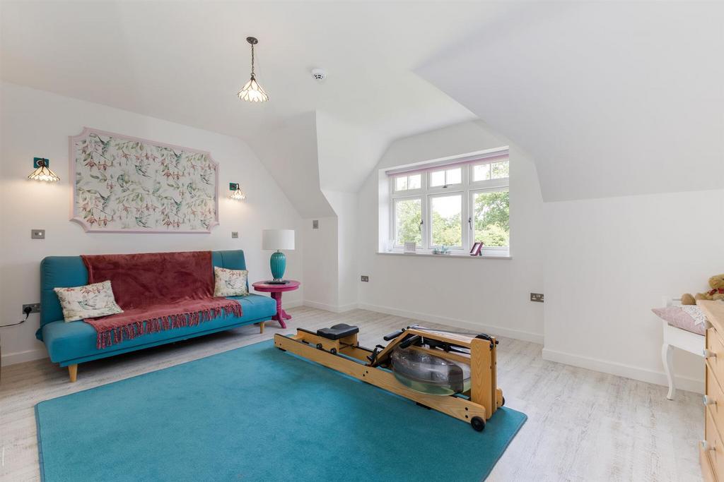 94193 Sunnyside-Forest-Road (17) low.jpg