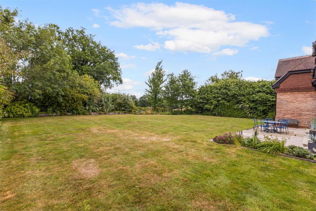 94193 Sunnyside-Forest-Road (29) low.jpg