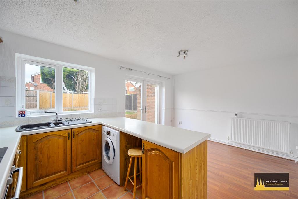 Kitchen/Dining