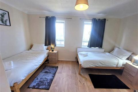 undefined, Castle Close, London E9