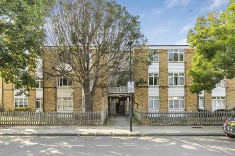 48 Park Lane, Teddington, TW11 0HX