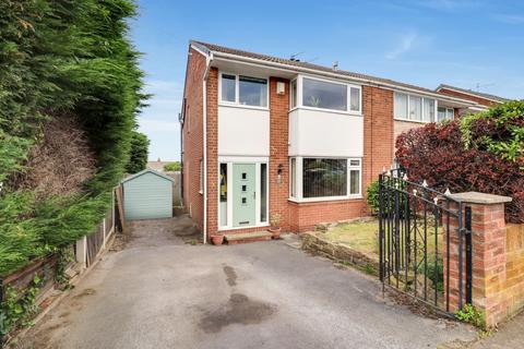 3 bedroom semi-detached house for sale, Athold Drive, Ossett, West Yorkshire, WF5