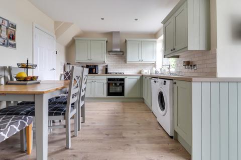 3 bedroom semi-detached house for sale, Athold Drive, Ossett, West Yorkshire, WF5