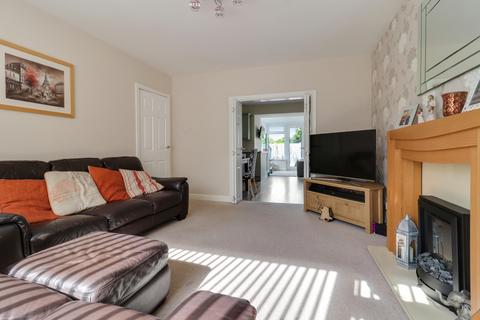 33 Athold Drive, Ossett, WF5 0PX