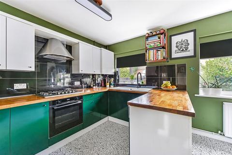 3 bedroom semi-detached house for sale, Greenfield Close, Liphook