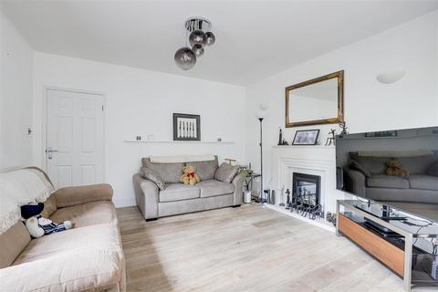 undefined, Greythorn Drive, West Bridgford NG2