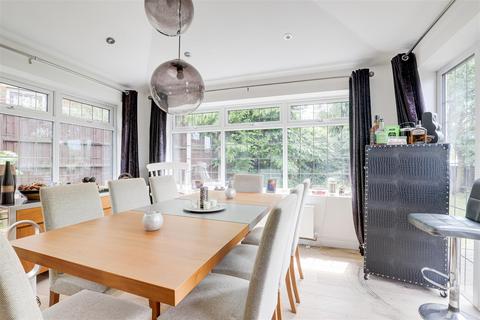 undefined, Greythorn Drive, West Bridgford NG2