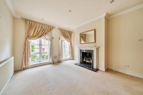2 bedroom apartment to rent, Gillespie House, Holloway Drive, Virginia Water GU25 4SU