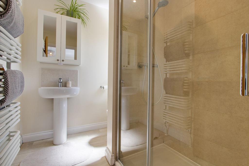 Ensuite