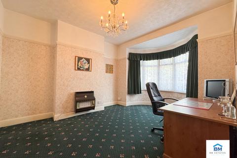 3 bedroom terraced house for sale, Windsor Avenue, Leicester LE4