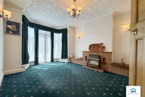 3 bedroom terraced house for sale, Windsor Avenue, Leicester LE4
