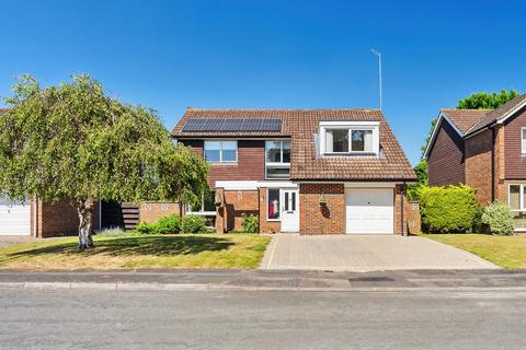 5 Ashley Park, Maidenhead, SL6 8EZ