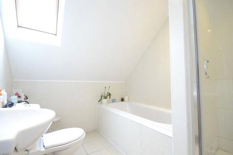 5 Eden Place, Ascot, SL5 0UJ