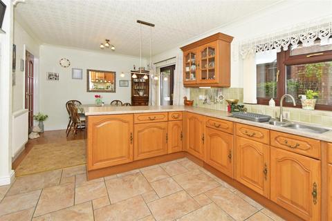 10 Kniveden Lane, Leek, ST13 5BE