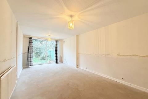 undefined, Henley Crescent, Solihull, B91 2JH