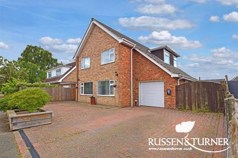 17 Beech Crescent, West Winch, King's Lynn, PE33 0PZ