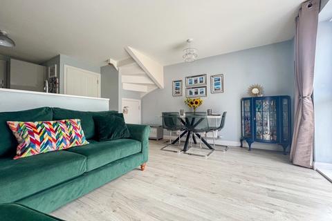 4 bedroom semi-detached house for sale, First Field Way, Patchway, Bristol, Gloucestershire, BS34