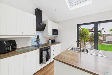 30 Cross Lane, Bebington, Wirral, CH63 3AL