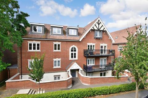 3 bedroom apartment for sale, Tilbury Lodge, South Croydon CR2