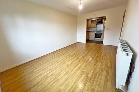 2 bedroom apartment to rent, Gladstone Mews, Warrington
