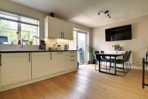 7 Cricketers Way, Chatteris, PE16 6UR