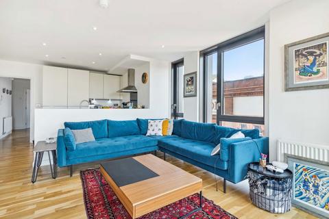 2 bedroom flat to rent, Black Prince Road, London SE1