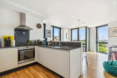 2 bedroom flat to rent, Black Prince Road, London SE1