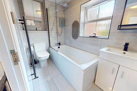 3 bedroom terraced house for sale, Bodenham Field , Abbeymead