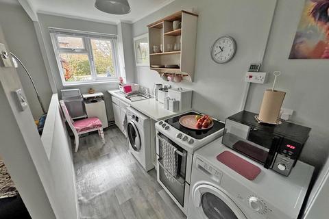 1 bedroom end of terrace house for sale, Church Green, Shoreham-by-Sea BN43