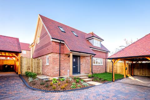undefined, Barnfield Shaw, Wisborough Green, Billingshurst