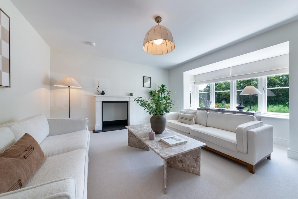 Barnfield Shaw-Remmus-Profoto Design-18
