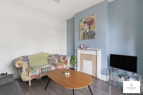 5 bedroom terraced house to rent, Evelyn Street, Deptford SE8