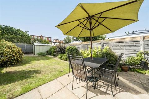 51 Washington Road, London, SW13 9BQ