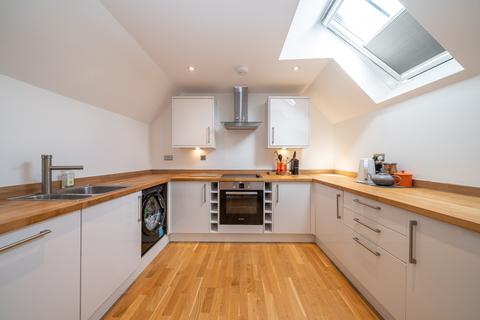 1 bedroom flat for sale, Pebble Court, Aylesbury HP20
