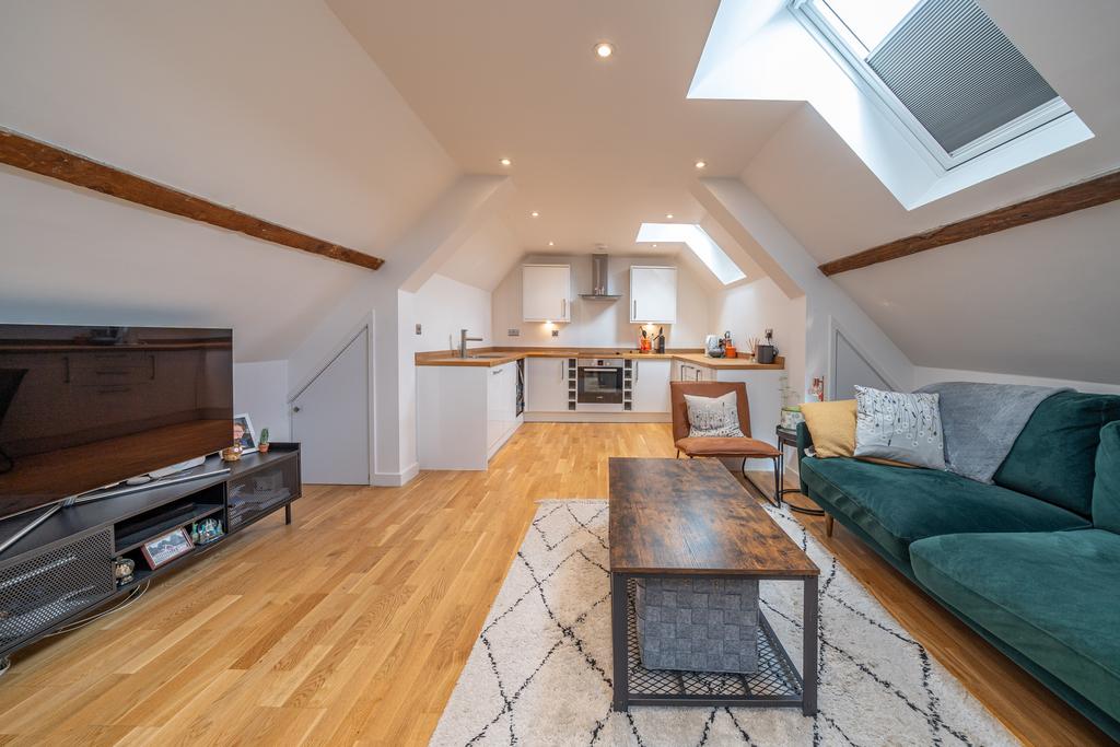 14-Pebble-Court-06570