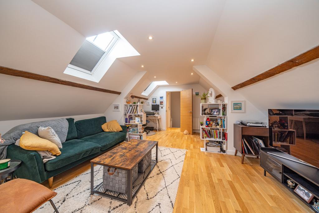14-Pebble-Court-06555