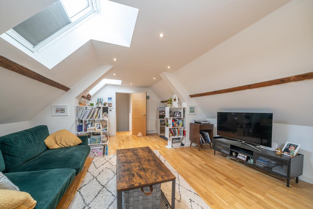 14-Pebble-Court-06561