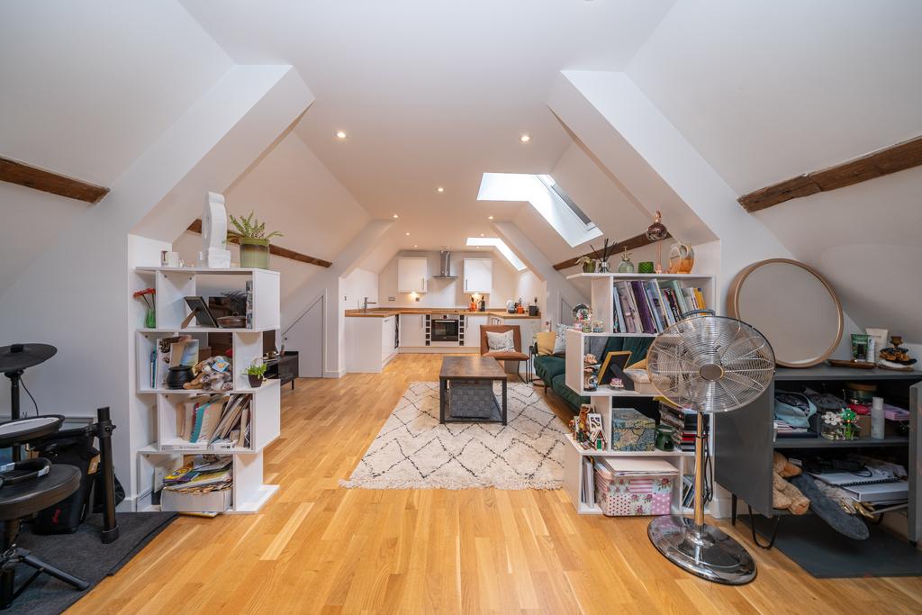 14-Pebble-Court-06567