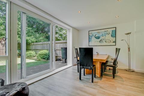 9 Reservoir Way, London, NW10 3AY