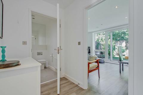 9 Reservoir Way, London, NW10 3AY