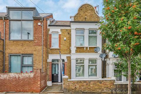 3 bedroom flat for sale, Eastcombe Avenue, London SE7