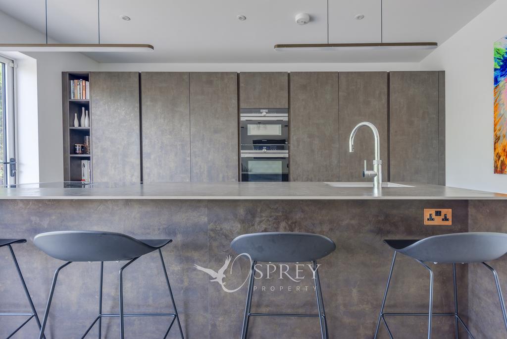 Open-plan Kitchen/Li